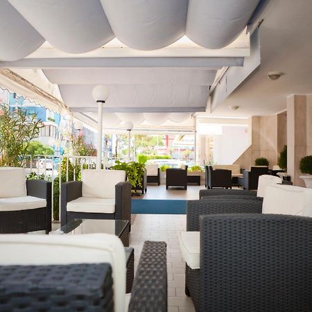 Hotel Bettina Lido di Jesolo Exterior photo